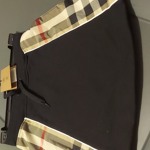 Burberry Kids Milly Skirt (Little Kids/Big Kids) (Black) Girl's Skirt - Picture 2 of 5